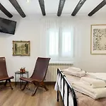 Casa Vidosa Y Casa Mailo Unidas Сasa de vacaciones Murillo de Gállego
