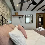 Casa Vidosa Y Casa Mailo Unidas