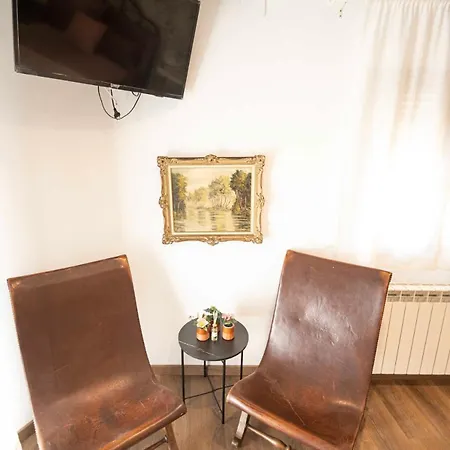 Casa Vidosa Y Casa Mailo Unidas Feriehus Murillo de Gállego