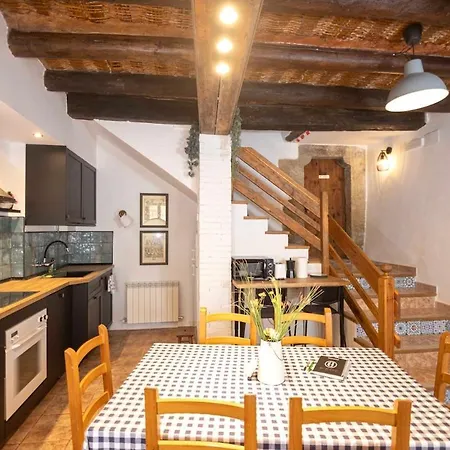 Casa Vidosa Y Casa Mailo Unidas *