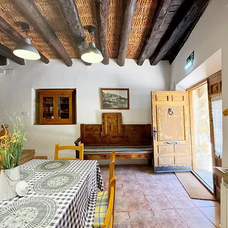 Casa Vidosa Y Casa Mailo Unidas