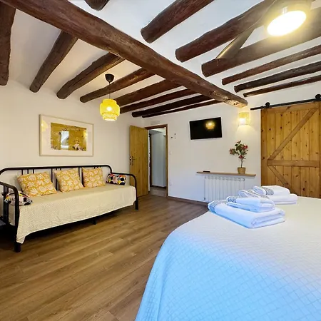Hébergement de vacances Casa Vidosa Y Casa Mailo Unidas Murillo de Gállego