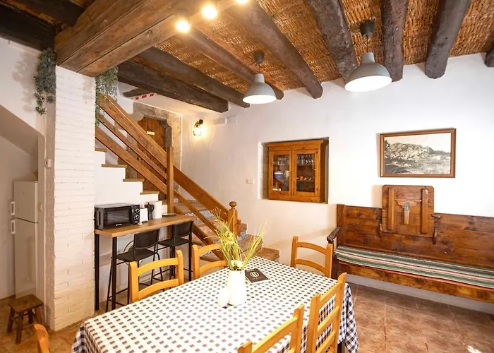 Сasa de vacaciones Casa Vidosa Y Casa Mailo Unidas Murillo de Gállego