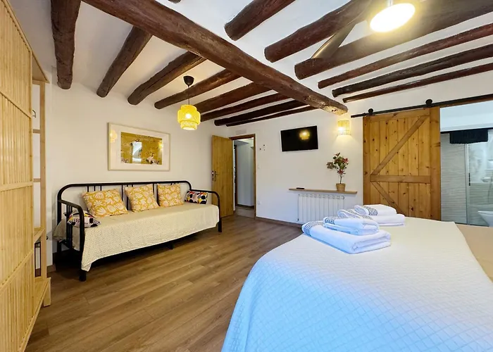 Сasa de vacaciones Casa Vidosa Y Casa Mailo Unidas Murillo de Gállego